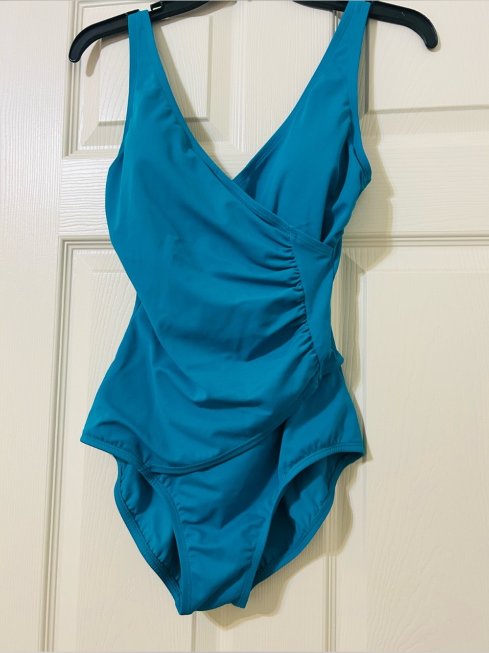 Jantzen Classics Ruched Turquoise One Piece Swimsuit.  Like New Condition